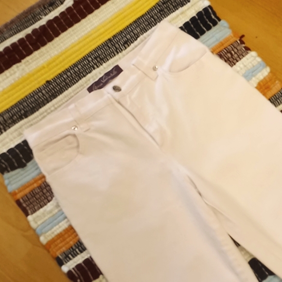 Gloria Vanderbilt Bedazzled Pink Amanda Skimmer Crop Jeans-#1503 - Picture 1 of 13